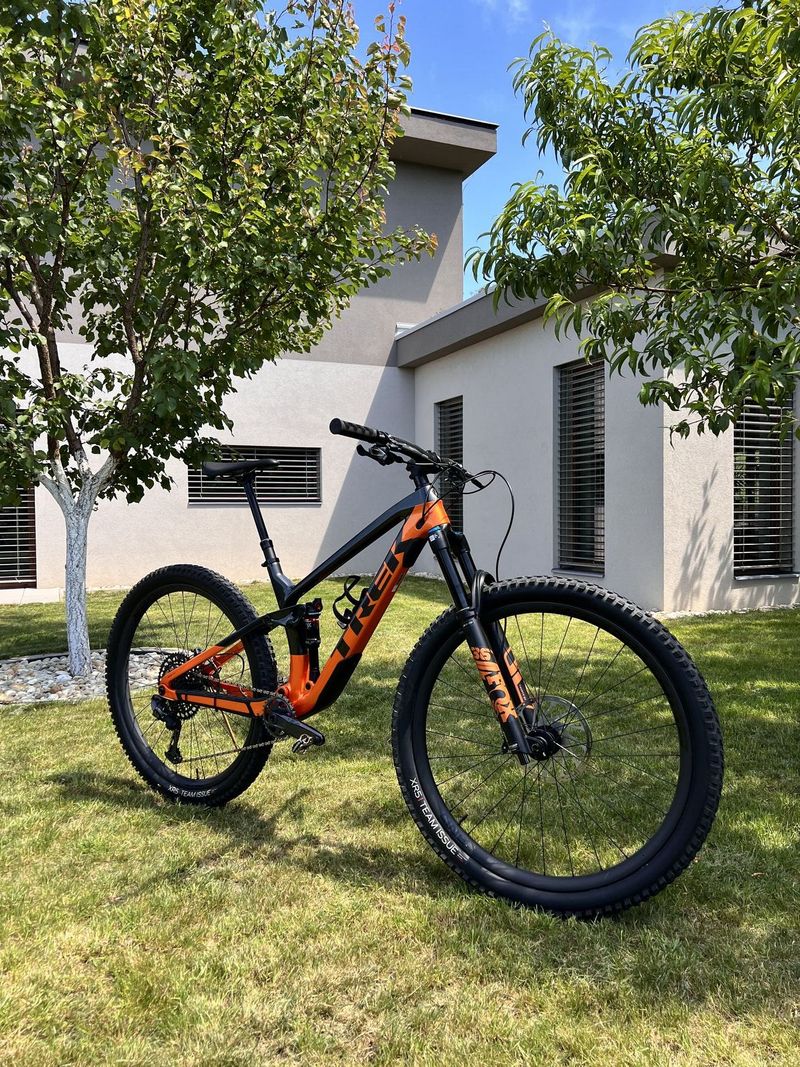 Trek Fuel EX 9.8 GX celokarbon M/L