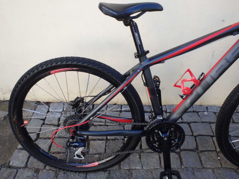 MTB kolo Cube Aim 26", rám 16", po servisu, pro výšku 150-165cm+ DÁREK