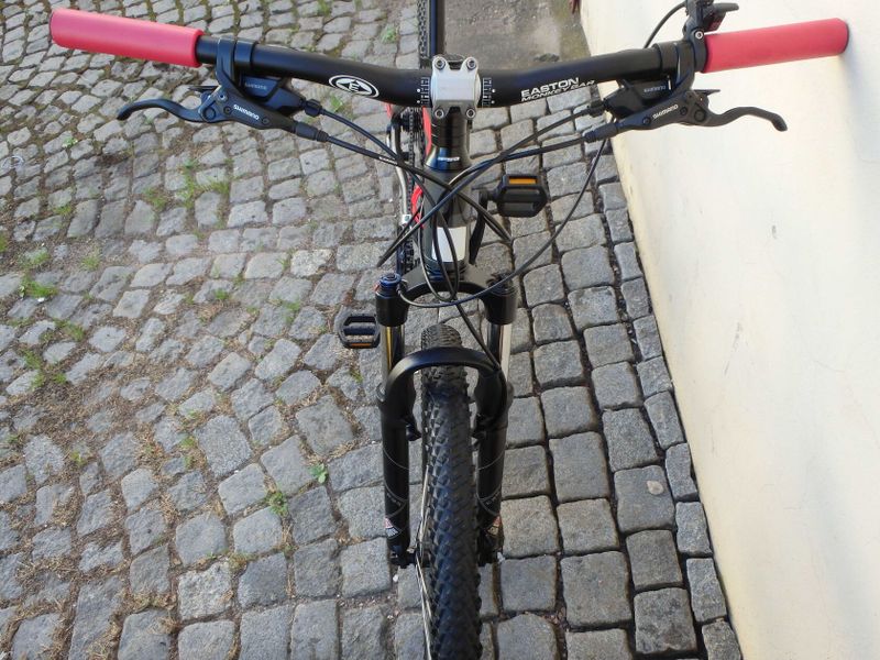 MTB kolo Cube Aim 26", rám 16", po servisu, pro výšku 150-165cm+ DÁREK