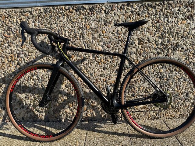 Gravel kolo zn.Ghost 