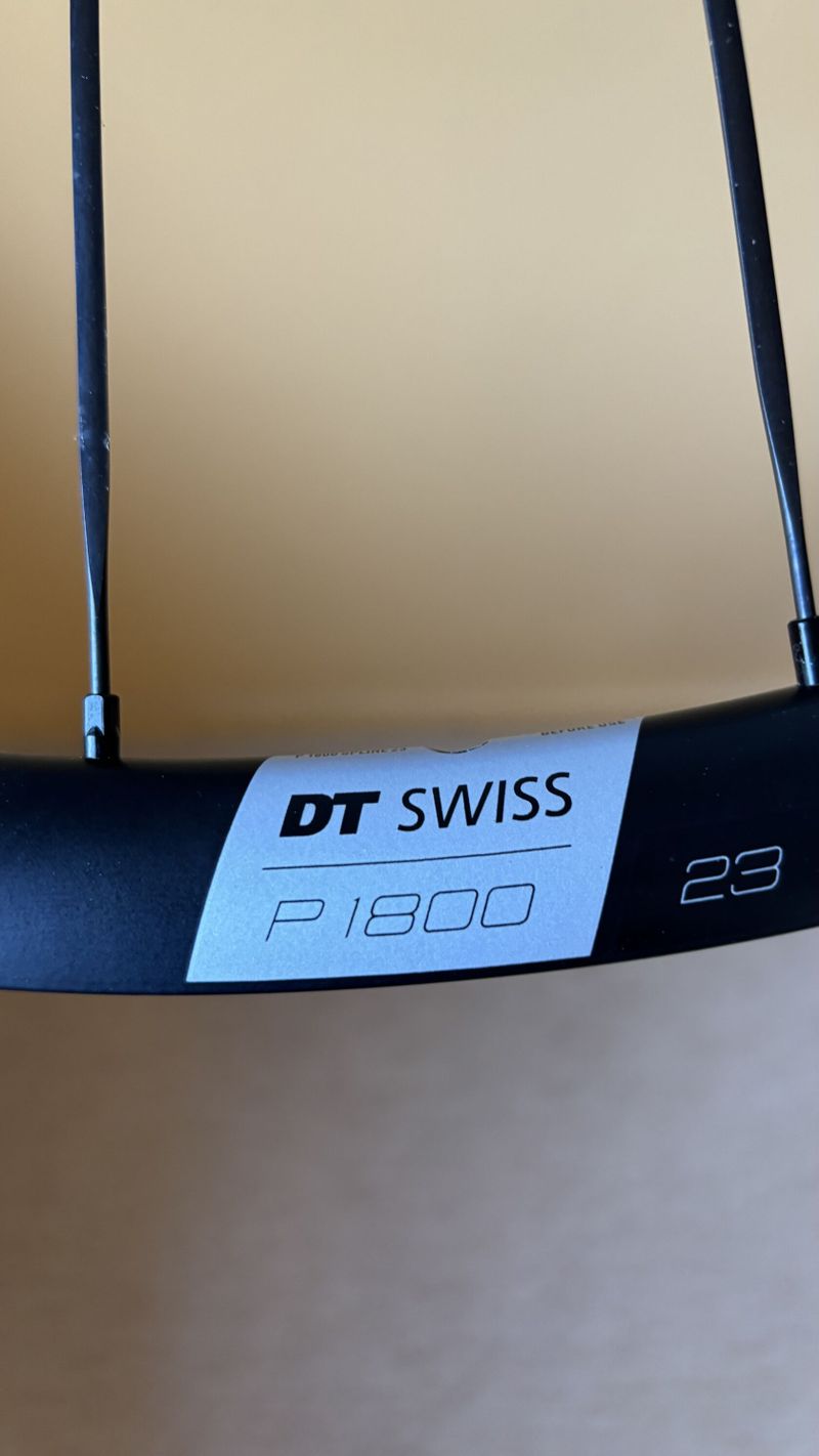 Zapletená kola DT Swiss P1800