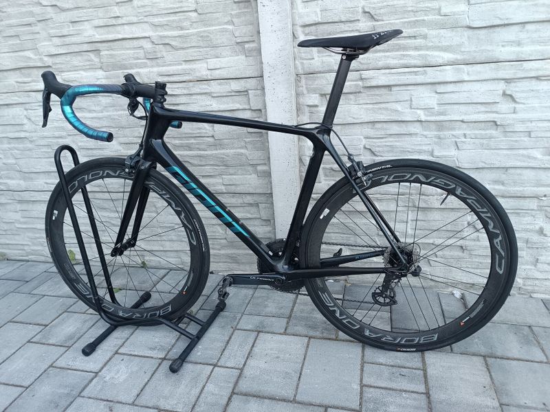 Giant tcr advanced pro Di2 - campagnolo Bora 