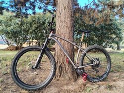 Titanové horské kolo Why Cycles S7 v.2, velikost M (17-18)