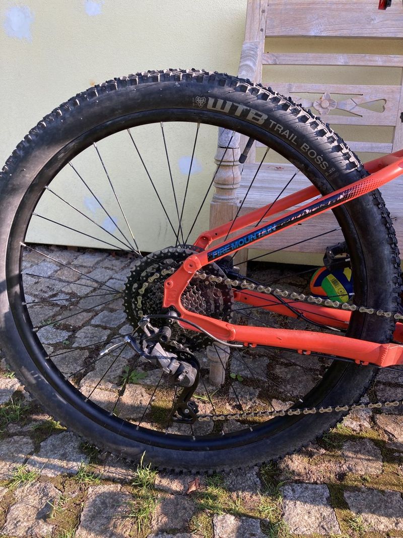 Prodáme horské kolo Kona Fire
