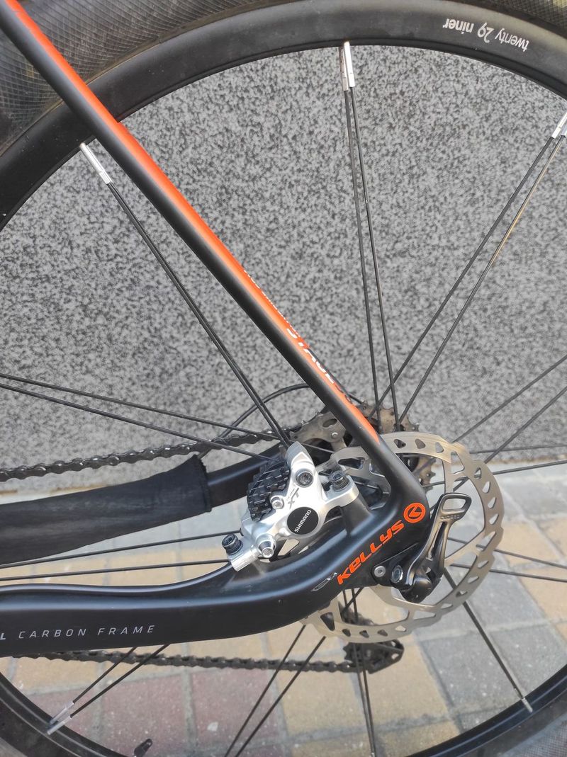 Kellys Stage 90 Carbon 29 (L)