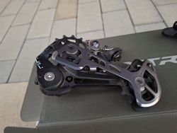 Prodám přehazovačka XTR 12 s v kompletu s řazení XT. 