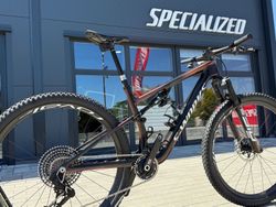 S-WORKS Epic 8 vel.L Flight Attendant pěkný stav možný odpočet DPH na firmu