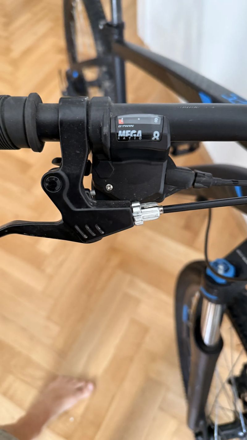 ROCKRIDER 27,5" ST520 V2 vel. L (175cm - 184cm)