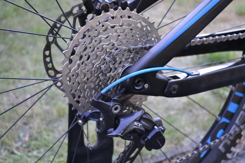 Cube AMS Race (18")