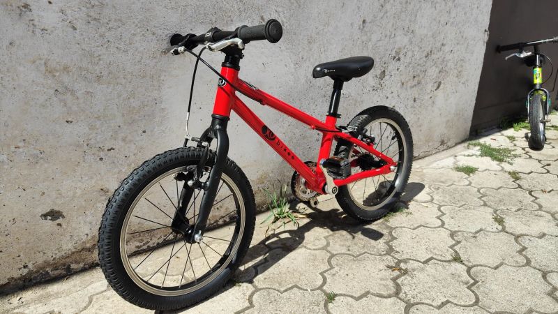 KUBIKES - dětské kolo 16S MTB červená
