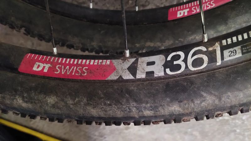 Starší Rockshox SID, 100 mm, 15x100