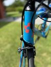 Silniční dámské/dětské kolo CUBE Axial W pro rám vel.47 osazení komplet Shimano 105 vidlice Carbon. 
