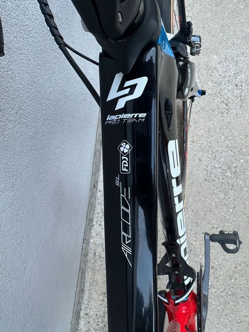 LAPIERRE AIRCODE SL 600 MC FDJ – karbonová raketa na silnici velikost M (175-182cm)