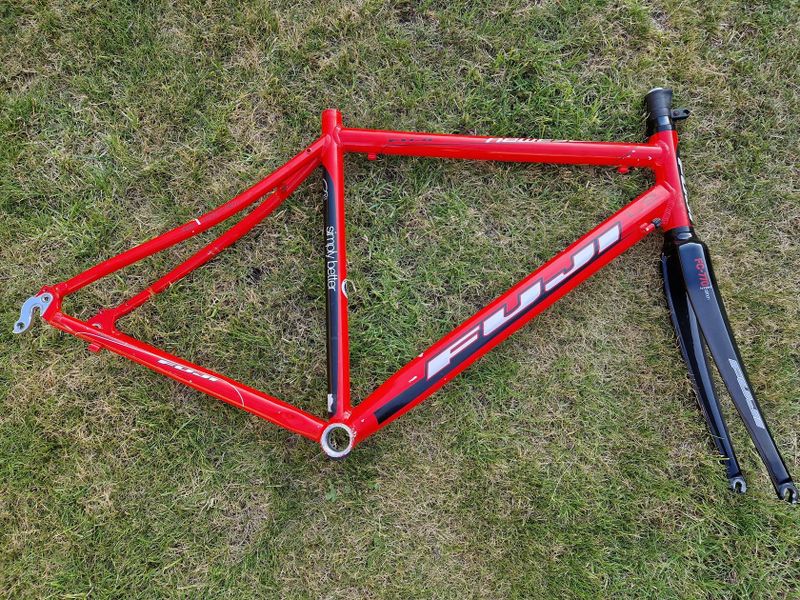 rám FUJI 