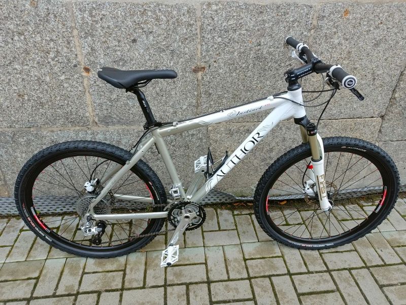 AUTHOR INSTINCT SRAM X7+X9/RST FIRST AIR - VEL.M 17"