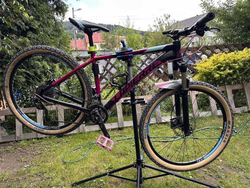 Horské kolo Lapierre Edge 627