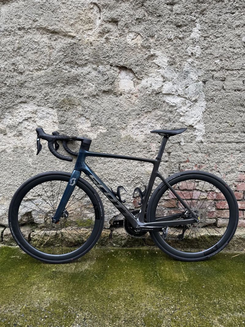 Scott Addict RC PRO vel. L