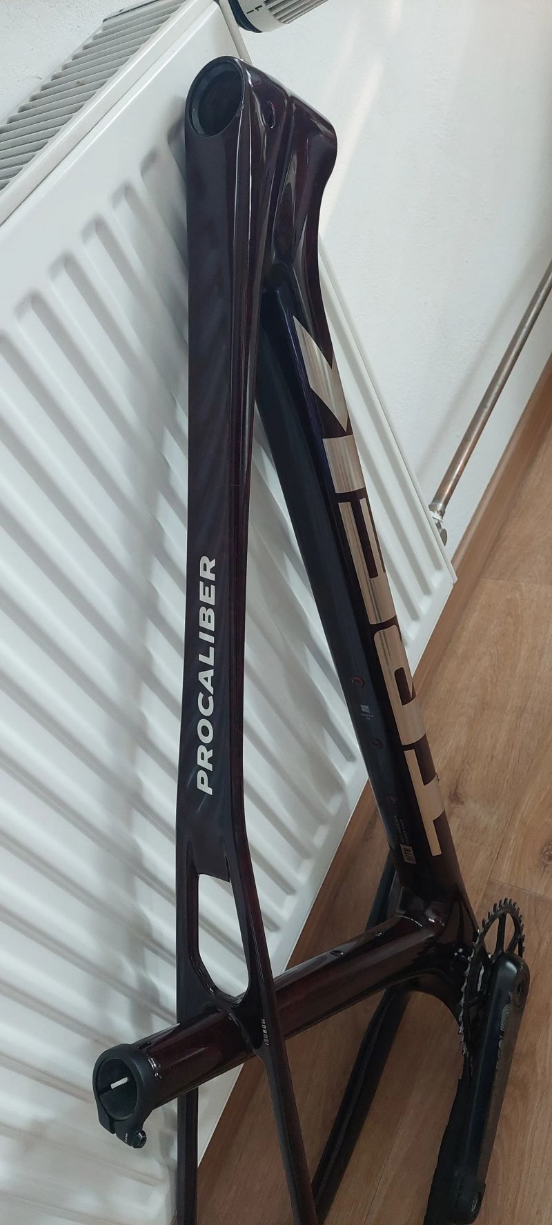 Rámový set Procaliber 3 2025