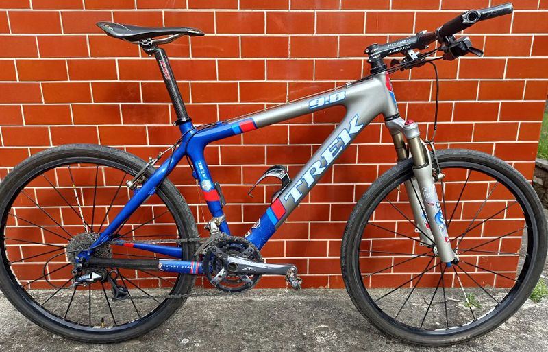 Trek 9.8 OCLV carbon size M 2004