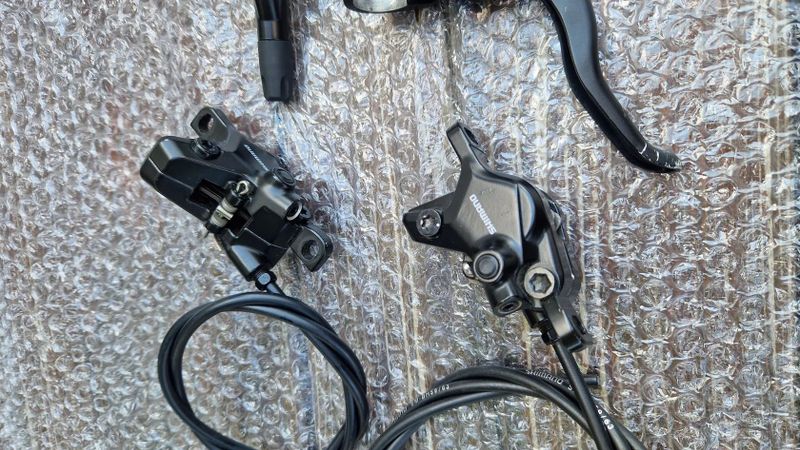 Shimano Brzdy MT-410