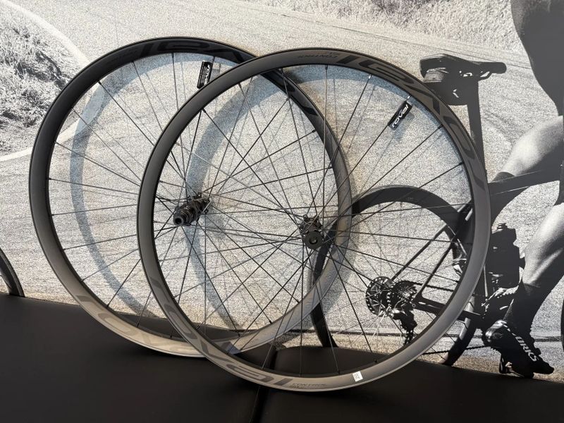 Karbonová kola Roval Control SL Sram XD - 1 240 gramů