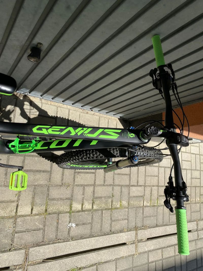 Scott Genius 710 Carbon
