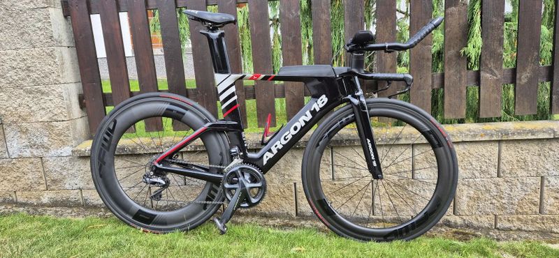 Prodám triatlonové kolo Argon 18 E-119tri, velikost M (Ultegra Di2 + wattmetr)