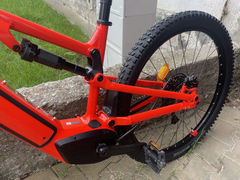 Horské celoodpružené kolo EXPL 520s