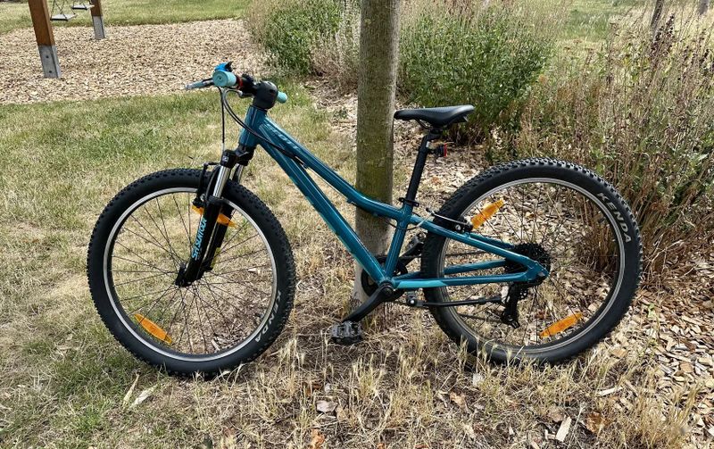 Scott Contessa 24”