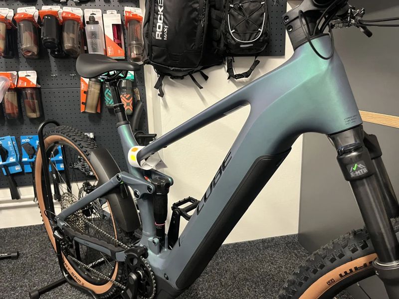 CUBE Stereo Hybrid ONE22 RACE 800 vel.XL 2025 NOVÉ