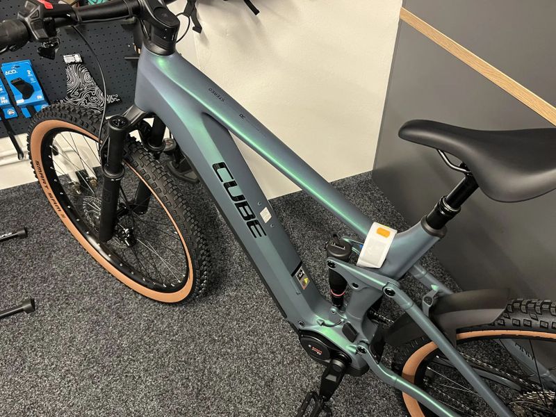 CUBE Stereo Hybrid ONE22 RACE 800 vel.XL 2025 NOVÉ