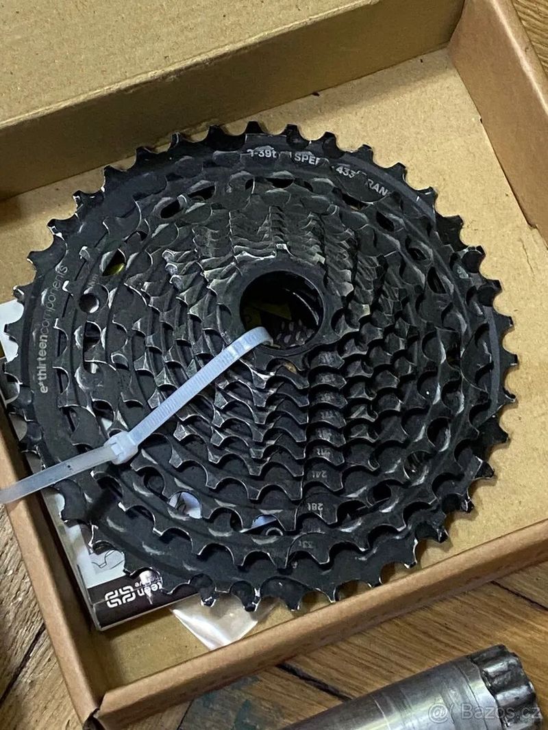 Shimano GRX di2 1x11 hydraulická GRAVEL / silniční sada