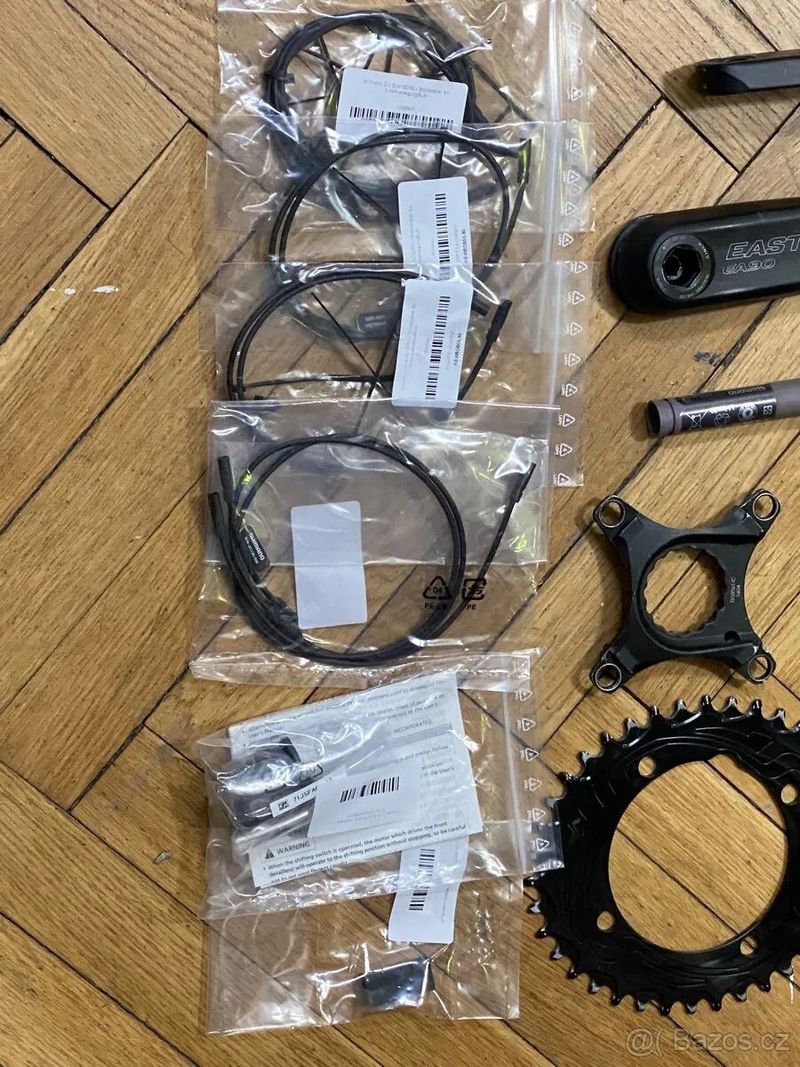 Shimano GRX di2 1x11 hydraulická GRAVEL / silniční sada