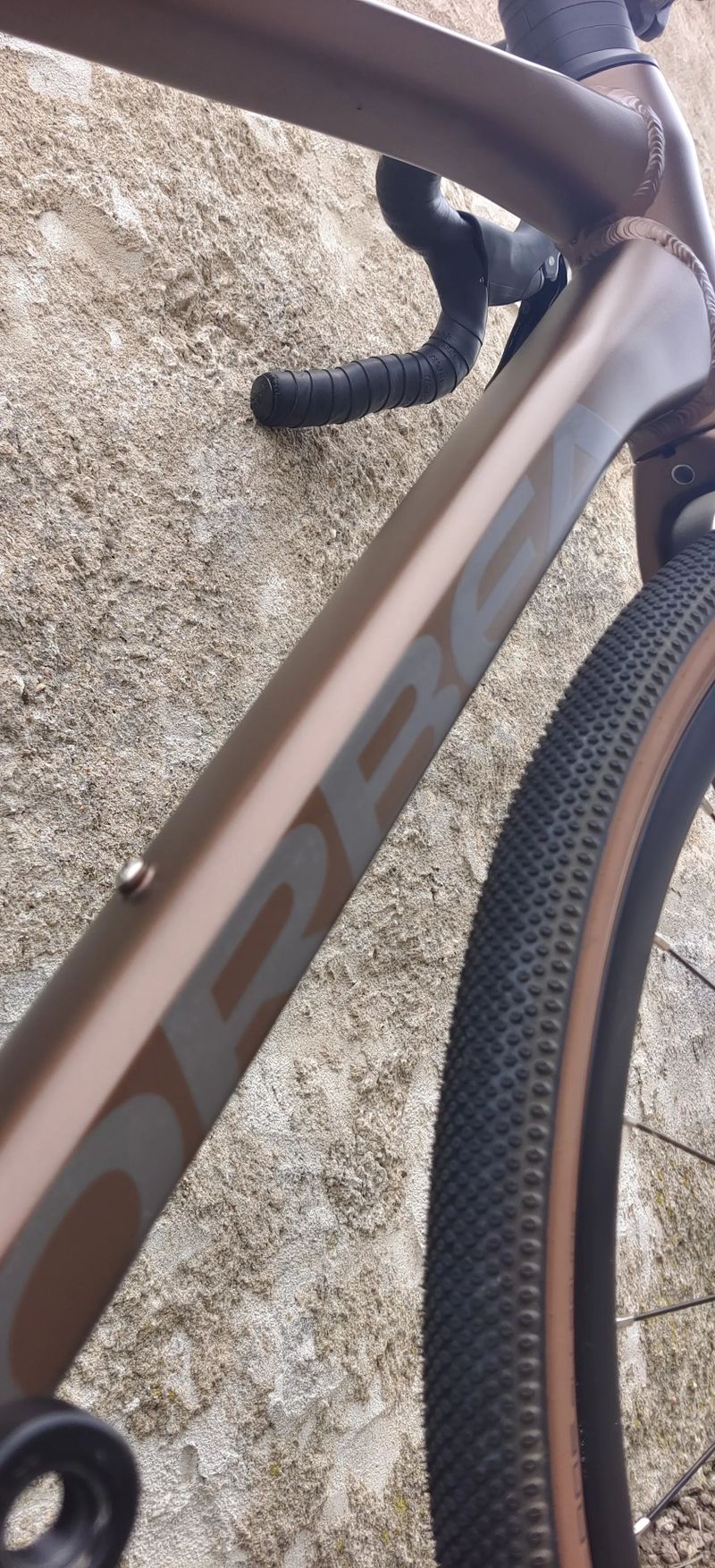 Orbea Terra H30 zánovní gravel 