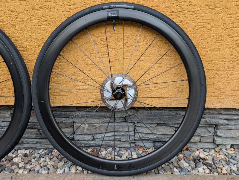 Karbonová kola Giant SLR1 42mm