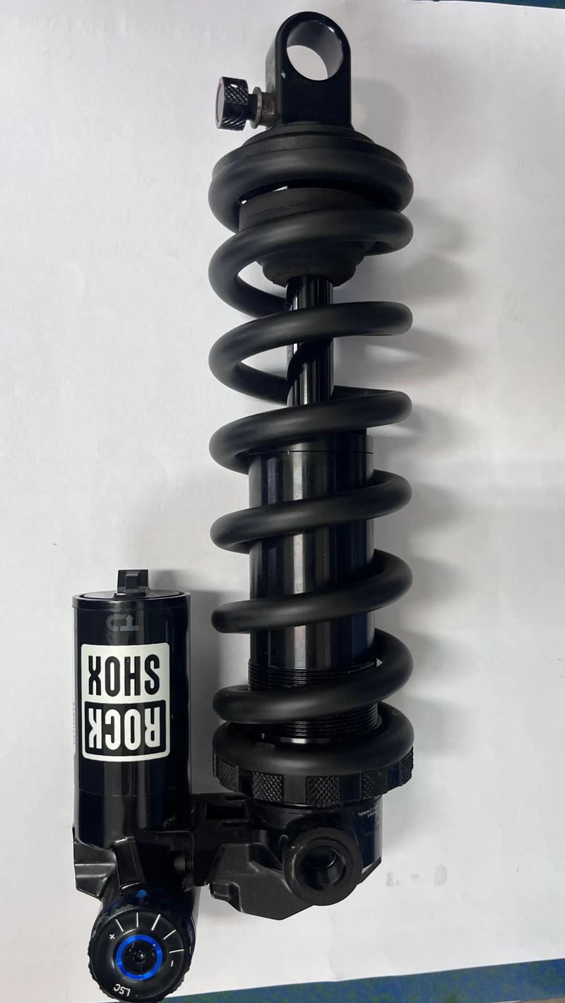 RockShox Vivid Coil Ultimate RC2T 