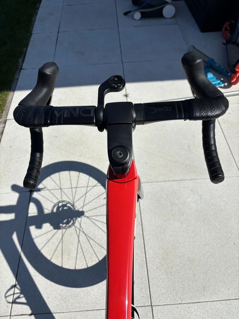 Špičkové závodní kolo Trek Émonda SLR 7 – SRAM Force AXS + wattmetr + Aeolus Pro 5