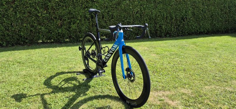 Canyon AEROAD CF SLX Disc 9 DI2 R9100 (nejvyšší řada)