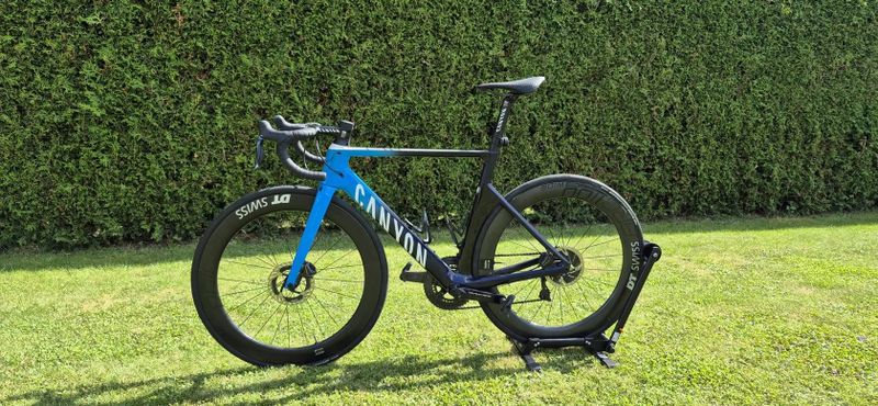 Canyon AEROAD CF SLX Disc 9 DI2 R9100 (nejvyšší řada)