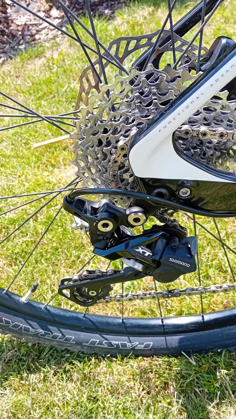 Prodám kolo Specialized StumpJamper 29" carbon