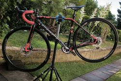 Cyklokrosové kolo Focus CX