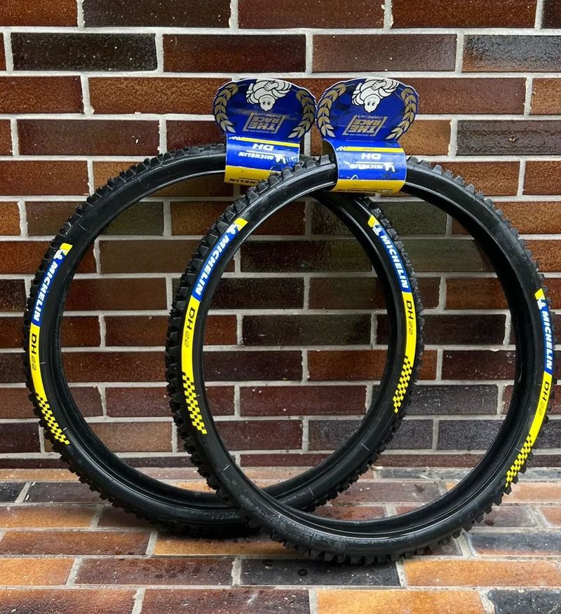 Michelin DH22 Racing Line 27,5 x 2,4" 