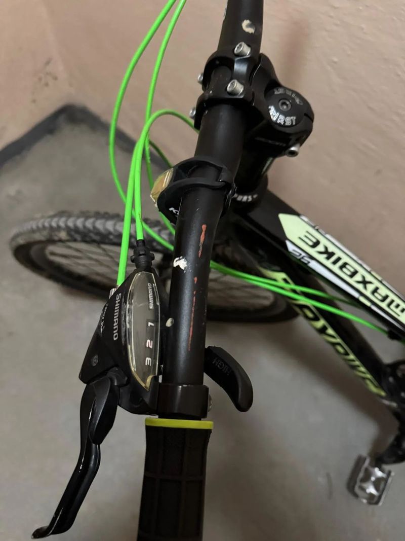 Prodám dĕtské kolo MAXBIKE 