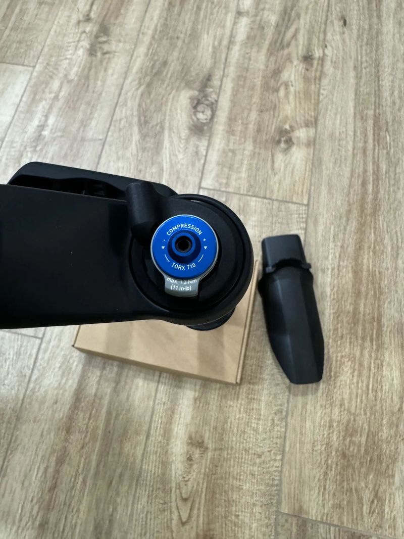 Vidlice DT Swiss F232 One 29" 100mm + páčka - Nova