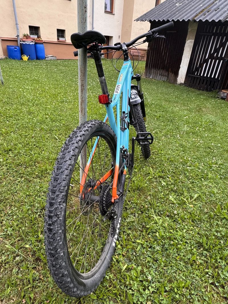 Prodám horské kolo GT Avalanche Sport 2020 – vel. L, 29” kola