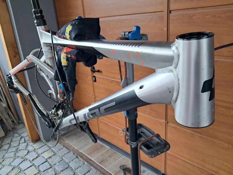 Cube Fritzz 180 HPA SL 27.5 Fox Float X Factory 