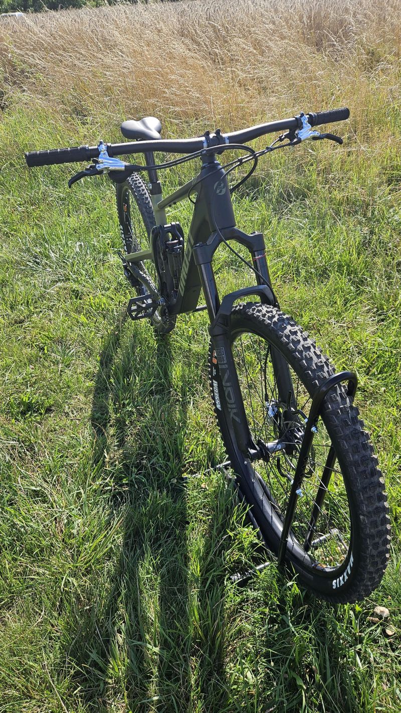 Ghost Riot Trail CF Pro 2025, 29", vel. L (178 - 190cm)