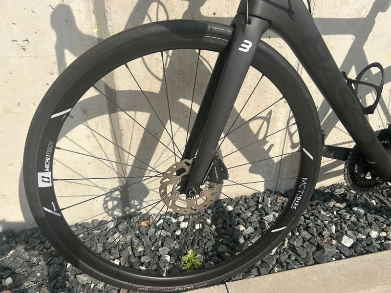 Basso Venta disc, shimano 105, vel 56