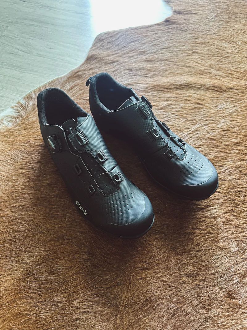 FIZIK SHOES TERRA ATLAS BLACK Tretry - Vel. 44,5