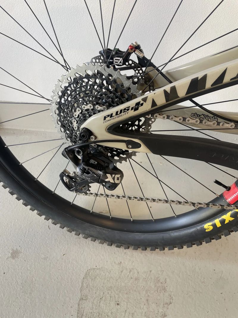 Pivot Firebird X01